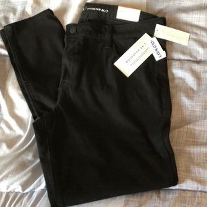 Black old navy rockstar 24/7 jeans